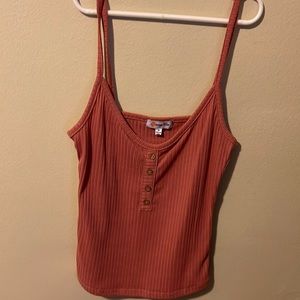 Tank top size medium